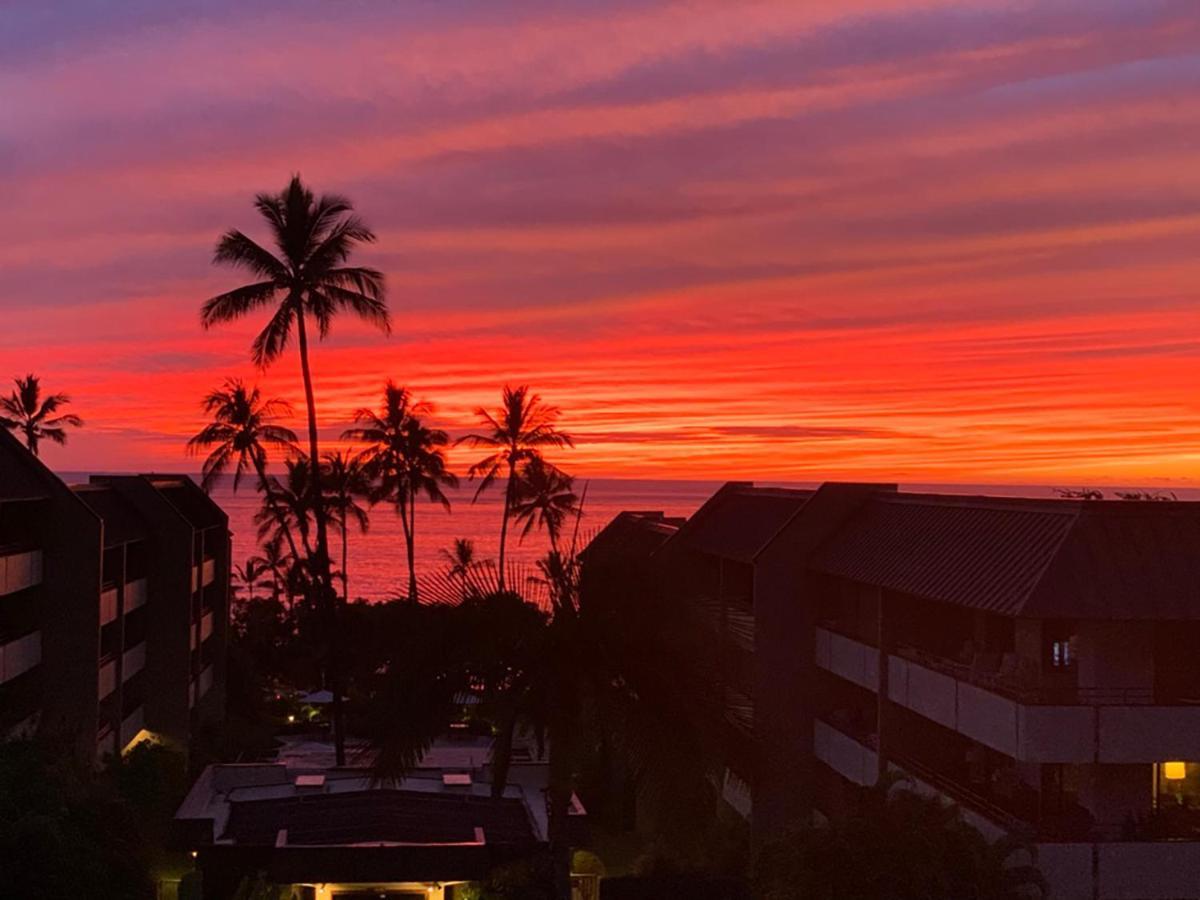 Kona Magic Ali'I - Top Floor Views, Pool, Beach, Sunsets Καϊλούα-Κόνα Εξωτερικό φωτογραφία
